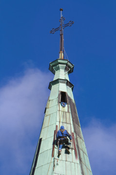 Havarijní oprava věže libavského kostela 10.2.2022