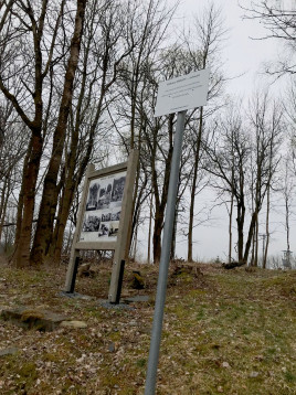 Nové infocedulky na hřbitovech